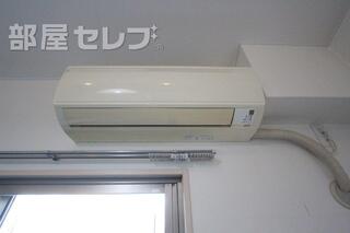 エントランスにオートロックがあります。