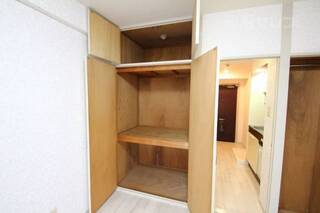 ＊12B号室内装写真参照