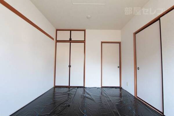 和室全体の写真です。