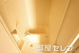 バスルームでごゆっくり。