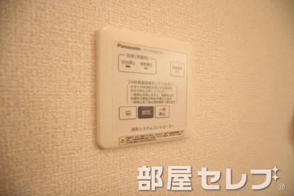 便利な浴室乾燥です。