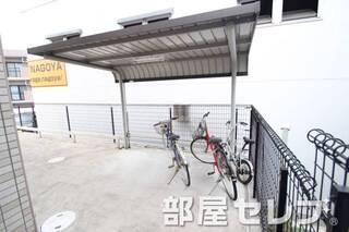 自転車置場。