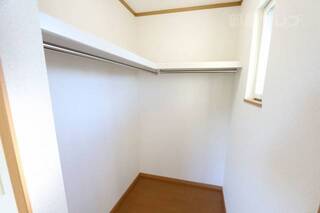 北側のお部屋のウォークインです