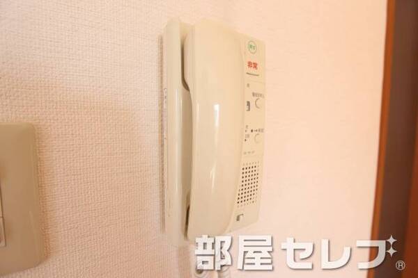 インターホン。