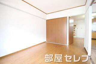 違う角度からの居室。