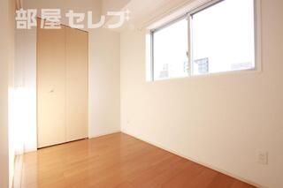 別号室の写真になります。