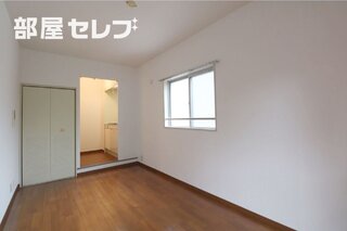 明るいお部屋です