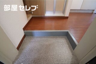 シューズボックスも付いてます
