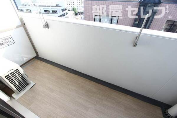 2号室タイプ（反転タイプの写真です）