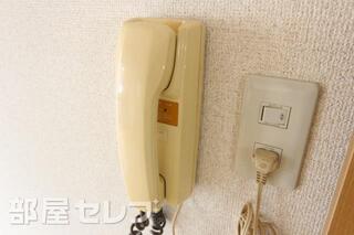 インターホンあります。