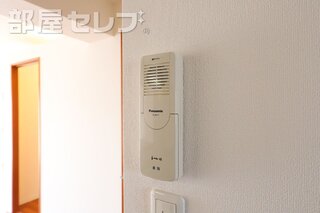 温度調節はキッチンや浴室でできます。