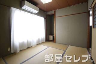 南側の和室。