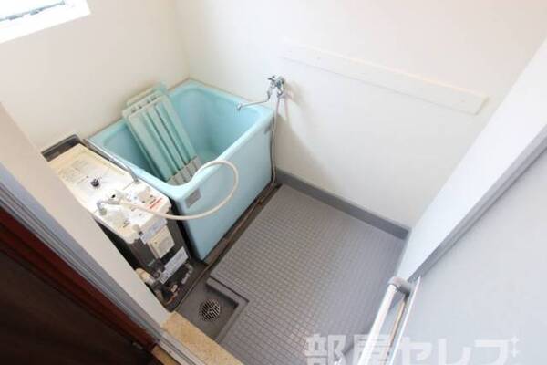 同タイプのお部屋の写真になります。
