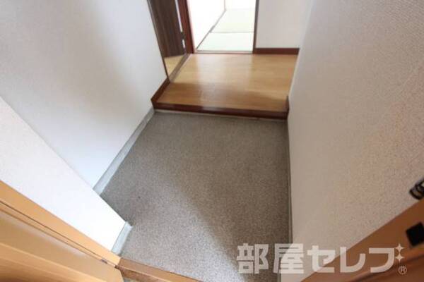 同タイプのお部屋の写真になります。