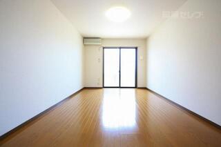 光の入るお部屋です。