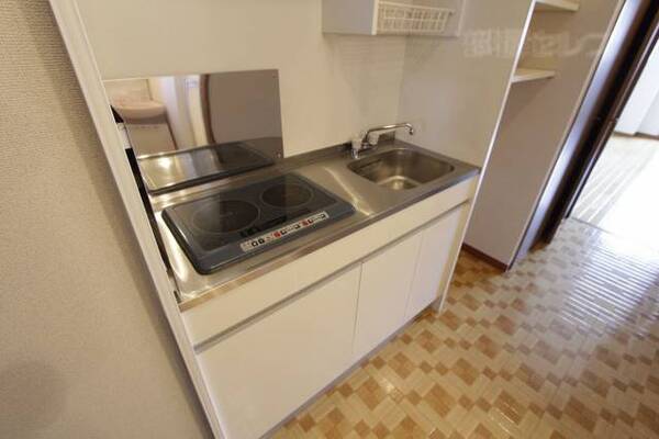 ※903号室室内参照