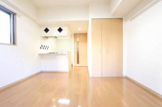 明るいお部屋です