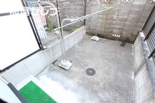 しっかりとしたベランダございます