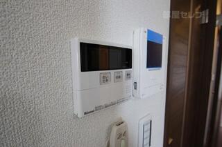 追い焚き機能付きの給湯設備です。