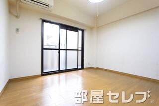 広々としたリビングで生活しやすいですね。