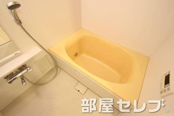 お風呂もきれいにしています。