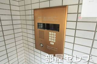 オートロックで安心です。
