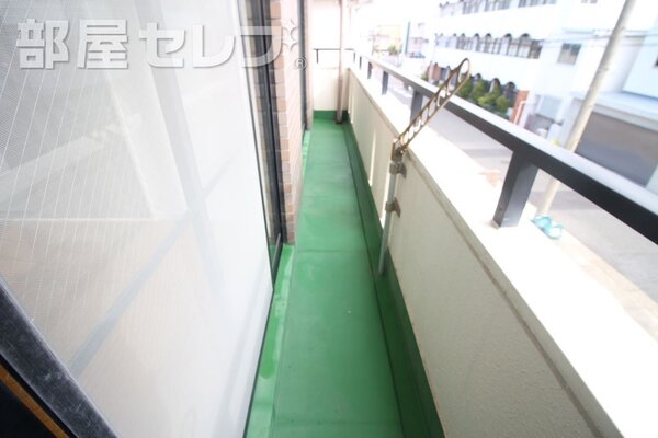 南向きのバルコニー
