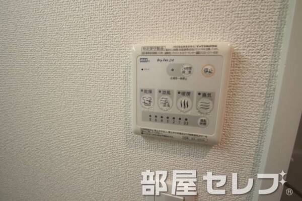 浴室乾燥機。