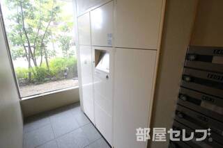 宅配ボックスで、不在でも荷物の受け取りが可能
