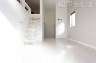203号室撮影。