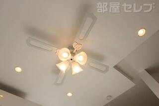 203号室撮影。