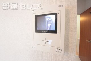 給湯パネルで温度調節もらくらく。