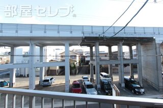 窓が2つあって風通しも良好。