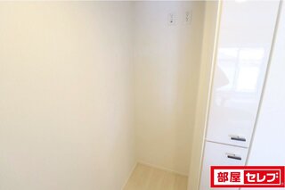 ※202号室内装写真参照