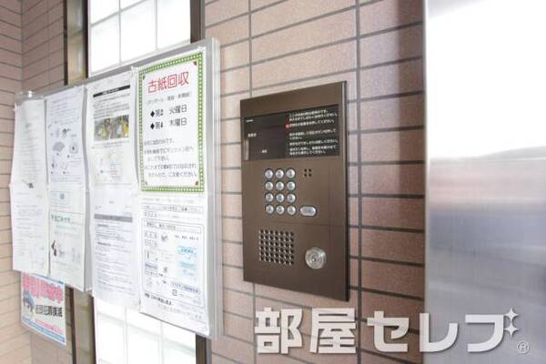 オートロックで安心ですね。