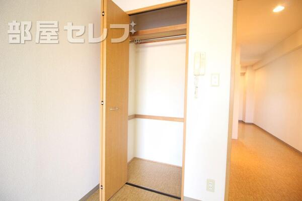 大きなお荷物も収納できます。