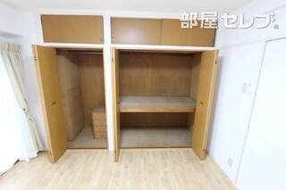 リフォーム前のお部屋の写真です。