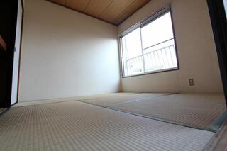 ゆっくりとおくつろぎできるお部屋です。
