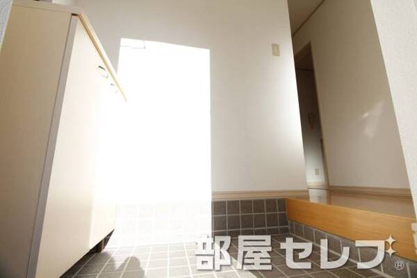 玄関口。