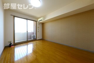 電気温水器ございます。