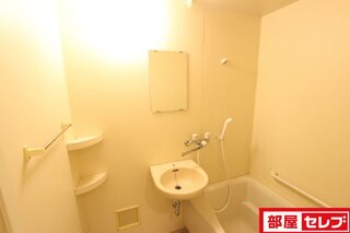 同タイプ103号室の画像を使用