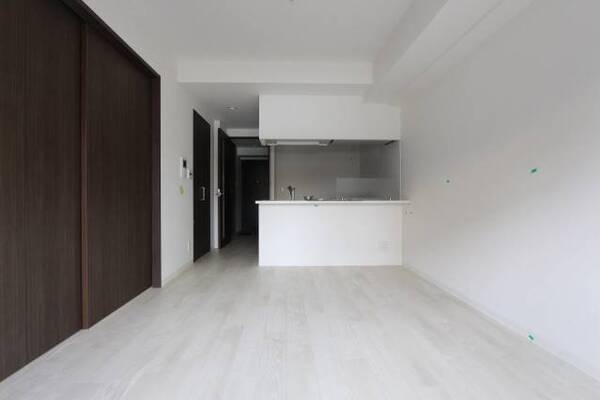 301号室室内参照