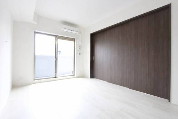 301号室室内参照