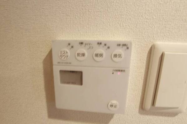 301号室室内参照