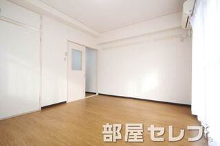 広々したお部屋で生活しやすいですね。