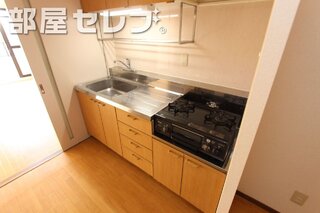オートロック完備。