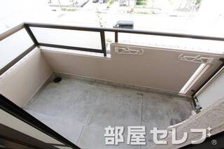 充分な広さのベランダです。イメージ写真