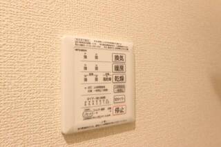 いそがしい方に便利な浴室乾燥機