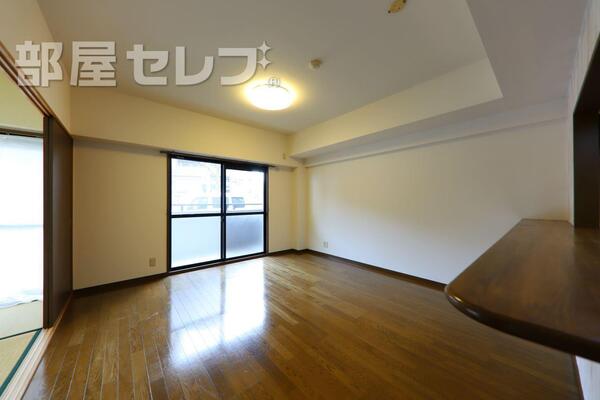 1B号室の写真を参照