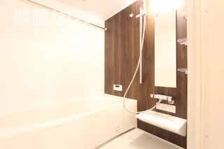 写真は202号室の写真です。